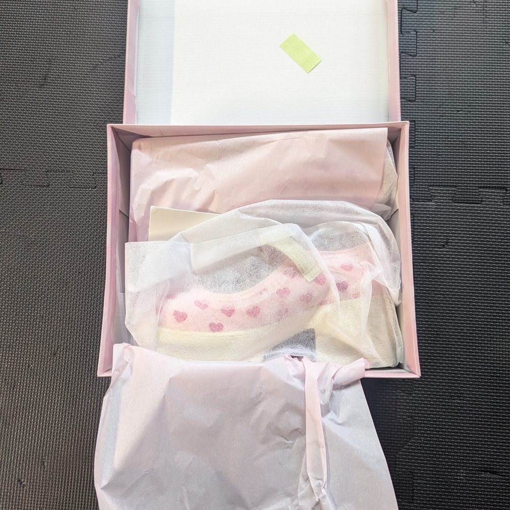 Pink Heart Patterned Shoes